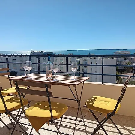 Apartment 3 Pieces Vue - Clim - 5 Min De La A Pied *