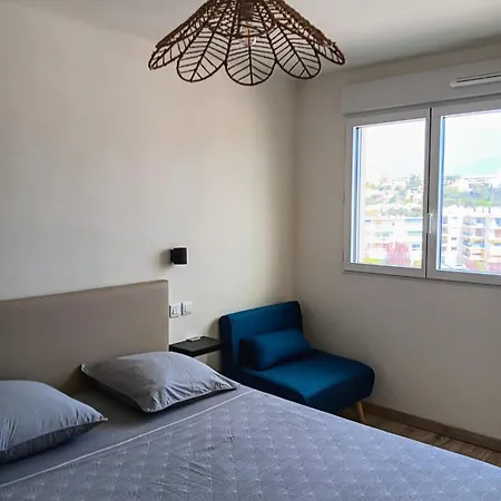 3 Pieces Vue - Clim - 5 Min De La A Pied Apartment Antibes